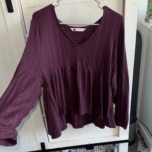 SO Women's Plum V-Neck Blouse
